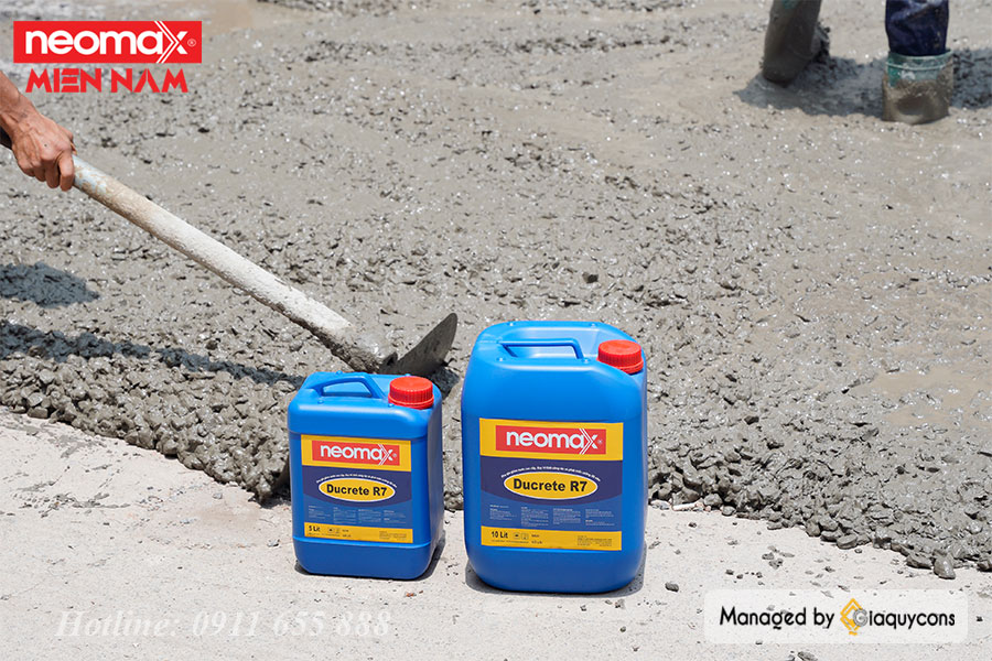 Phụ gia giảm nước bê tông Neomax Ducrete R7