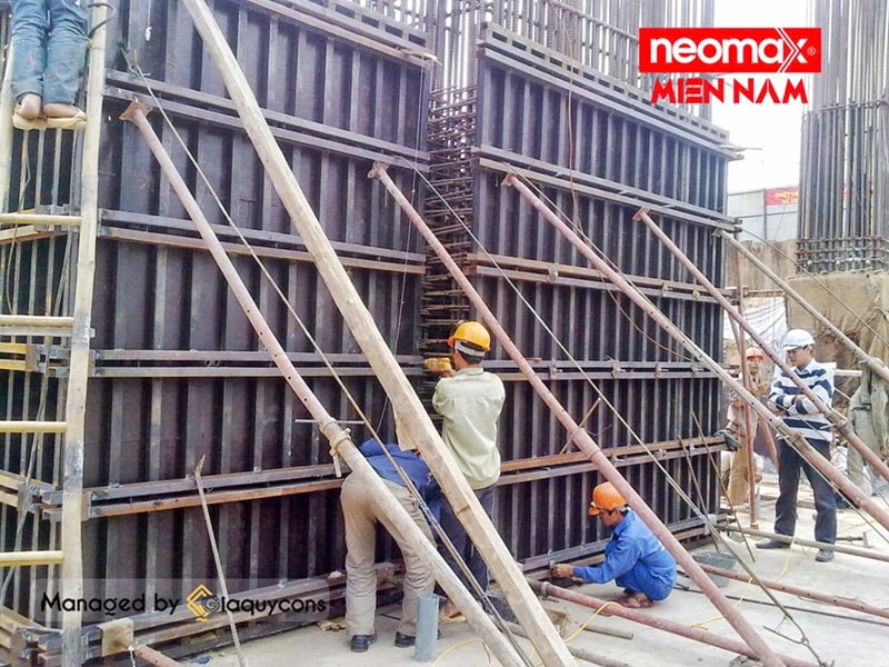Lý do cần sử dụng dầu chống dính cho ván khuôn