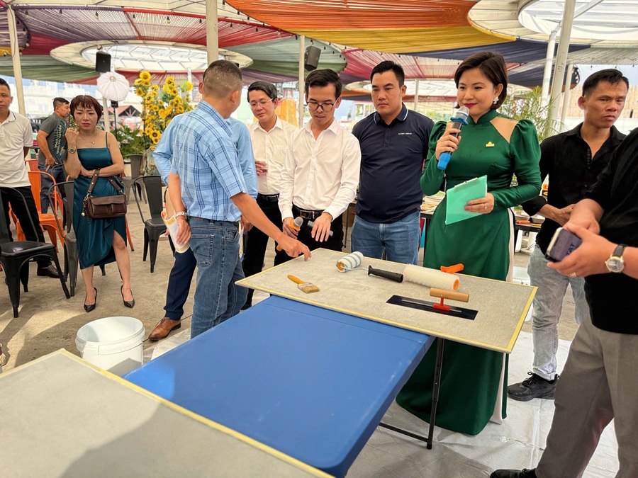 HỘI THẢO GIỚI THIỆU SẢN PHẨM MỚI CHỐNG THẤM UREA THI CÔNG NGUỘI - NEOMAX 390 HỘI THẢO GIỚI THIỆU SẢN PHẨM MỚI CHỐNG THẤM UREA THI CÔNG NGUỘI - NEOMAX 390