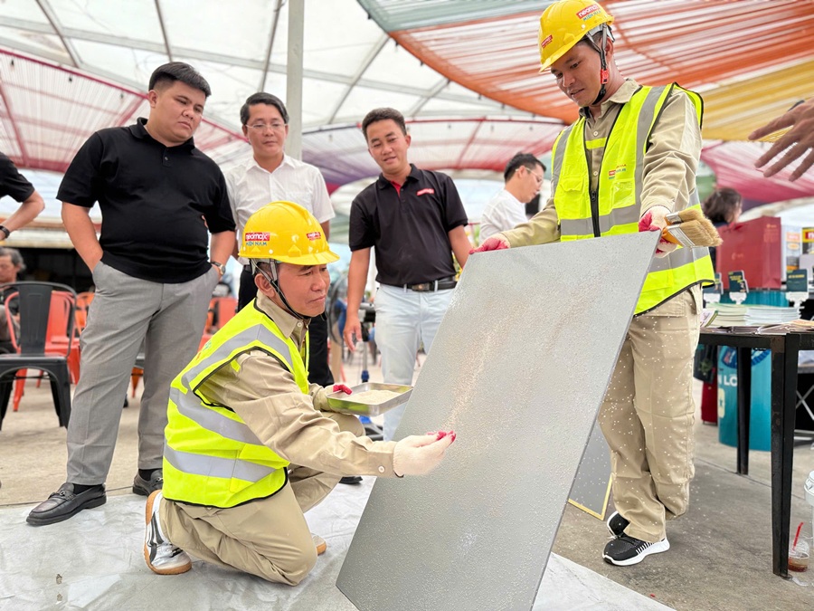 HỘI THẢO GIỚI THIỆU SẢN PHẨM MỚI CHỐNG THẤM UREA THI CÔNG NGUỘI - NEOMAX 390 HỘI THẢO GIỚI THIỆU SẢN PHẨM MỚI CHỐNG THẤM UREA THI CÔNG NGUỘI - NEOMAX 390