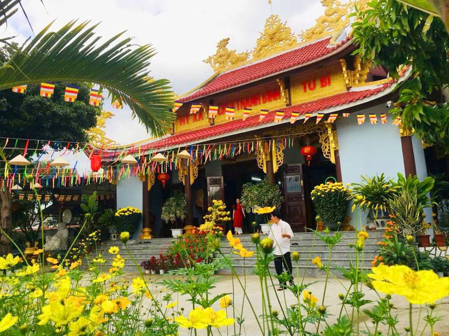 Mang ấm áp đến giữa mùa lũ - Miền Trung ơi cố lên