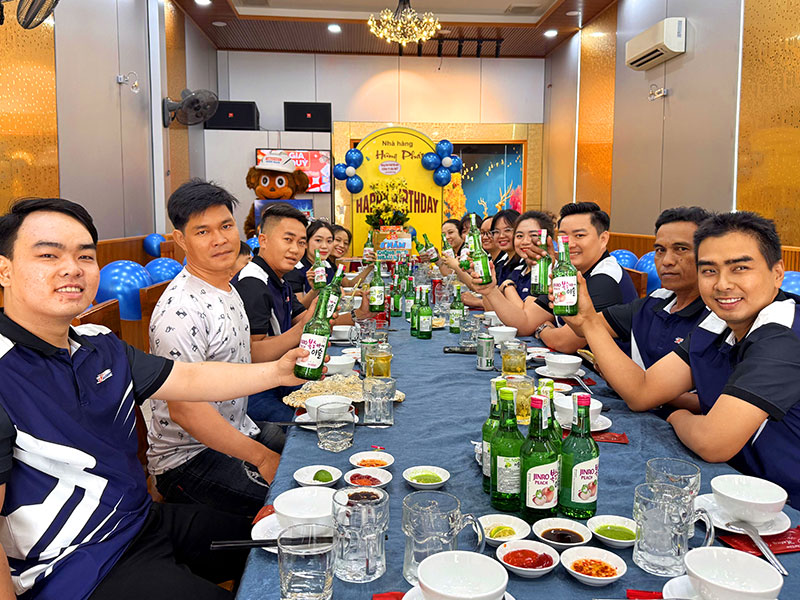 🌟 KỶ NIỆM 8 NĂM THÀNH LẬP VÀ PHÁT TRIỂN GIA QUÝ 🌟 KỶ NIỆM 8 NĂM THÀNH LẬP VÀ PHÁT TRIỂN GIA QUÝ